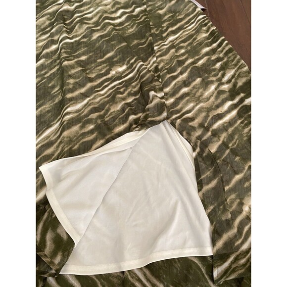 Catherines Women's Size 3X Green Pattern Print Side Split Chiffon Maxi Skirt - Picture 3 of 8